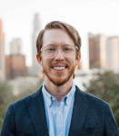 Alex Shute, co-fondatore di Uscite verso l'alto