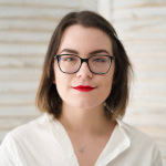 Snezhina Piskova, escritora ExcelTemplate.net